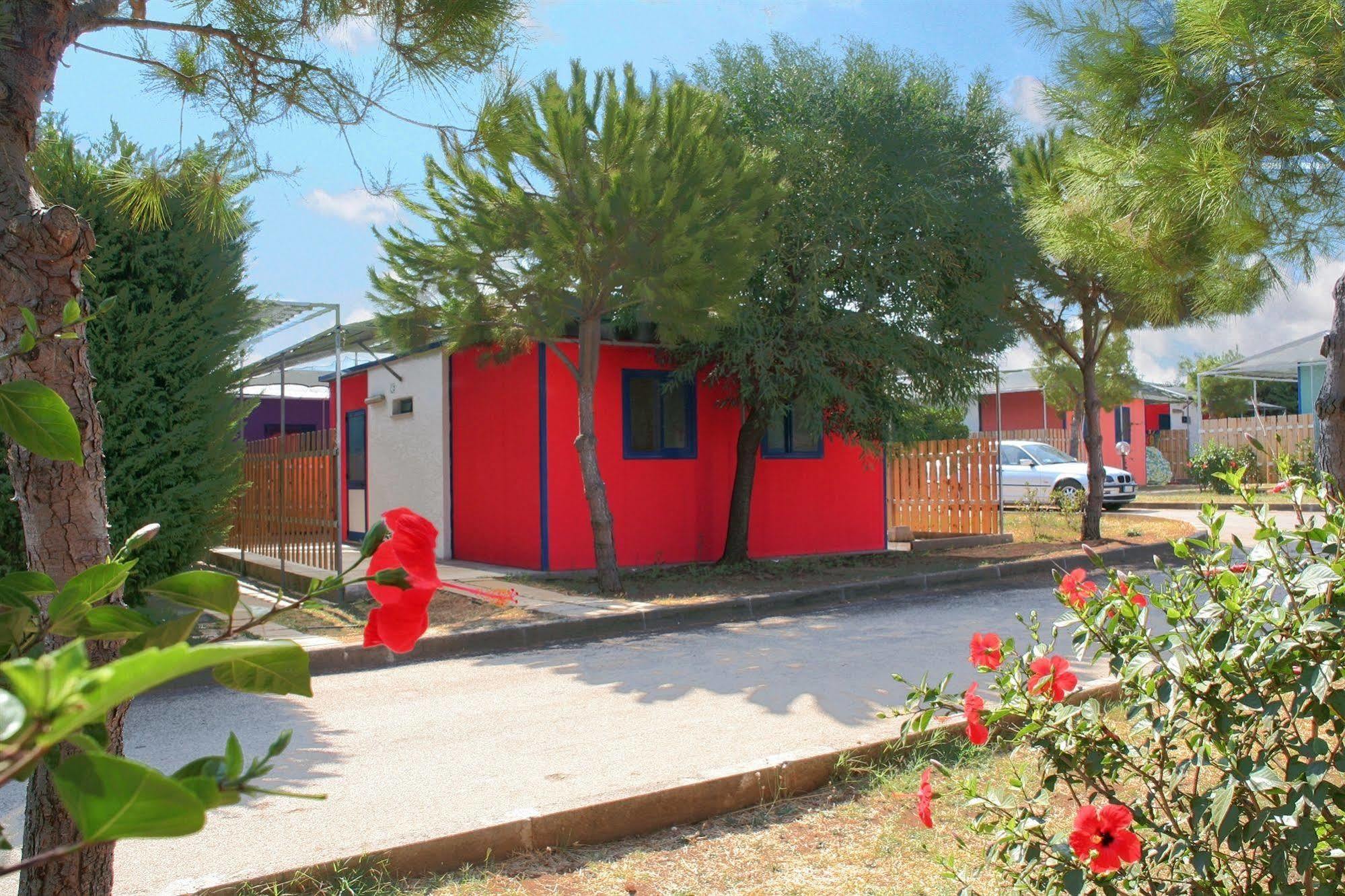 Camping Villaggio Lamaforca Torre Santa Sabina Exterior photo